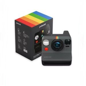 Polaroid Now Instant Camera Gen 2 Black + 8 B&W i-Type Photos New